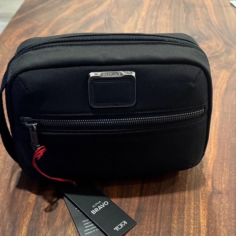 TUMI NWT Alpha Bravo Response Travel Bag. Men attache/Woman makeup bag. - Picture 1 of 6